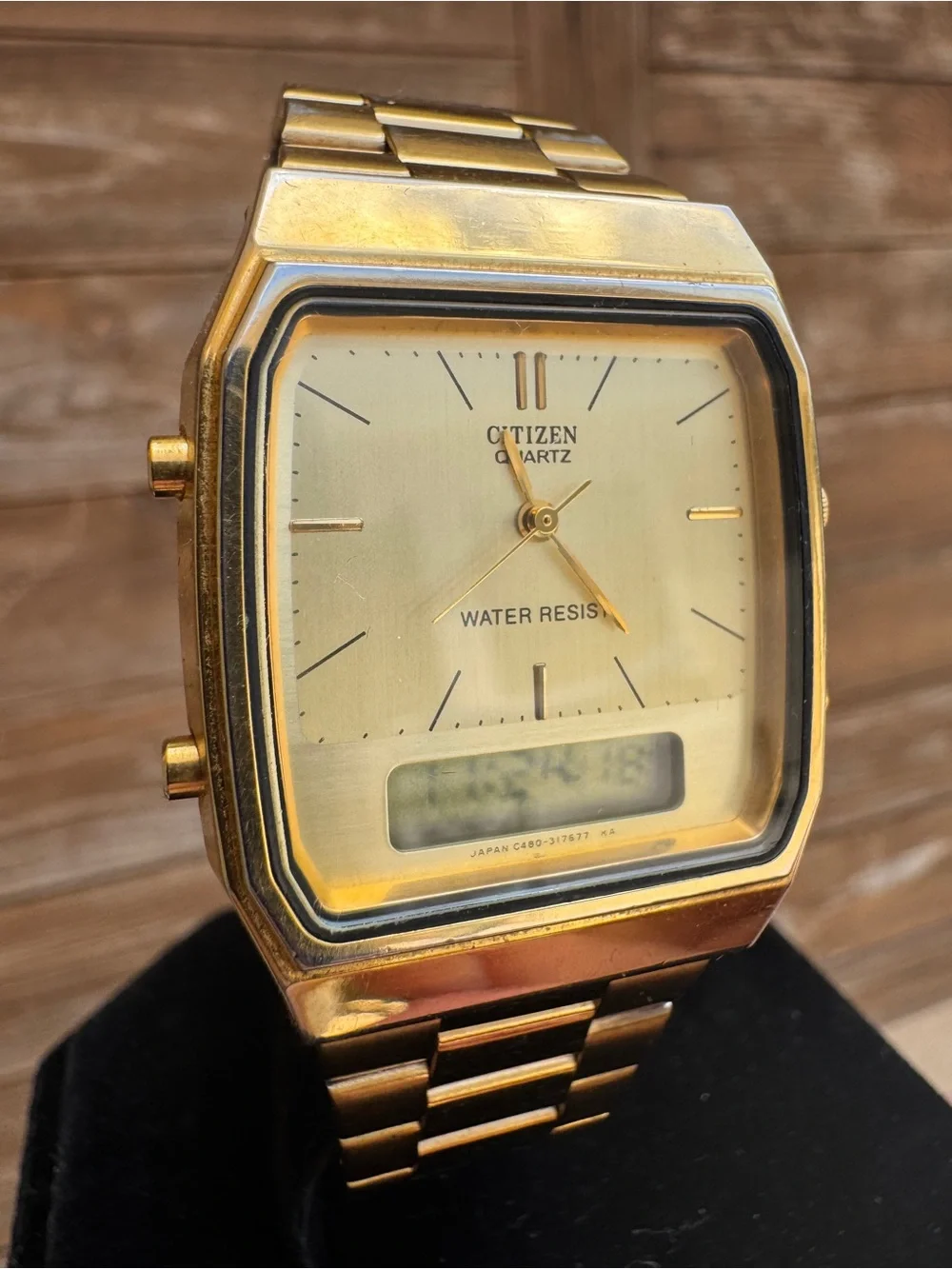 Citizen Quartz Vintage Analog-Digital LCD Gold Tone 31mm | Alarm Chrono Date